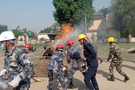नेपालगञ्जको आगीपुरमा जब आगो लाग्यो.....(फोटो फिचरसहित)