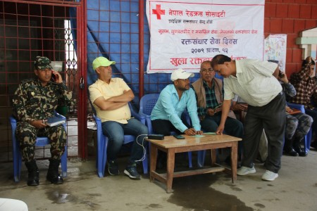 भूकम्प प्रभावितका लागि बाँकेका स्थानीय तहबाट १० लाख सहयोग