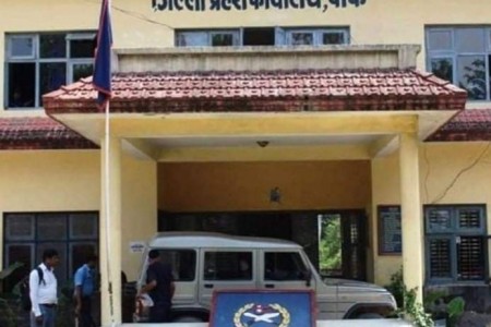 भेरीका स्वास्थ्यकर्मीमाथि हातपात गर्ने तीन जना विरुद्ध मुद्दा दर्ता