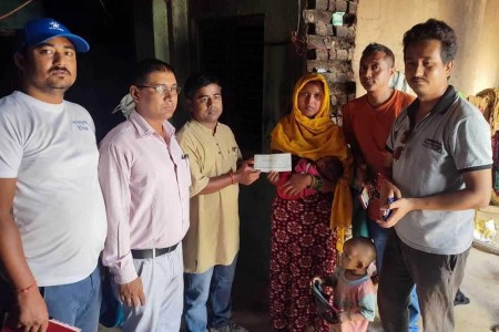 पत्रकार जैसवाललाई प्रेस युनियन बाँकेको आर्थिक सहयोग