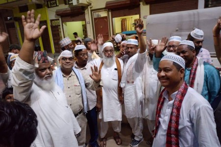 नेपालगन्ज ३ का कांग्रेस उम्मेदवारहरु घरदैलोमा ब्यस्त