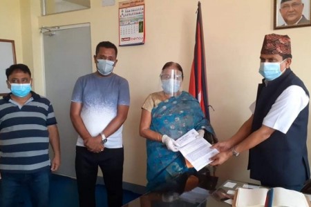 बाँके कांग्रेसले भन्यो-'कोरोना विरामीलाई उपचारबाट बञ्चित नगर'