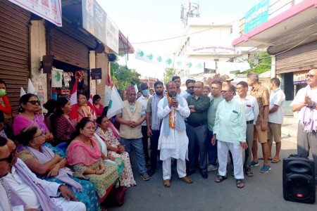 काँग्रेसको एजेण्डामा मतदाताहरु सहमत हुँदै, नेपालगन्जमा प्रशान्त जित्दै