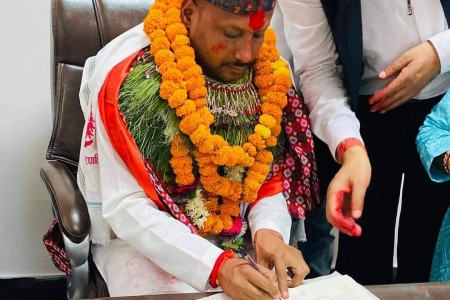 नगर प्रमुख विष्टले सम्हाले कार्यभार, गरे यस्ता निर्णय