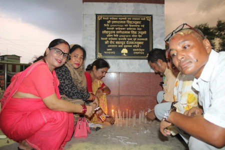 गणेशमान चोकमा दिप प्रज्वलन