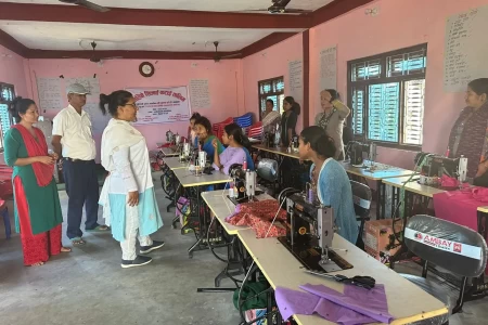 राप्तीसोनारीका १३८ युवायुवतीलाई सीपमूलक तालिम