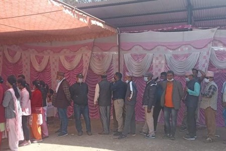 बाँके कांग्रेस अधिबेशन: चार घण्टामा आधा भन्दा बढी मत खस्यो