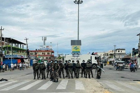 तनावग्रस्त बनेपछि नेपालगञ्जमा सेना परिचालन