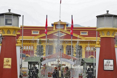 राष्ट्रपति निर्वाचनको सबै तयारी पूरा, भोलि बिहान १० बजेबाट मतदान