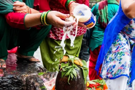 आज साउने सङ्क्रान्ति मनाइँदै, बेलुका लुतो फाल्ने चलन