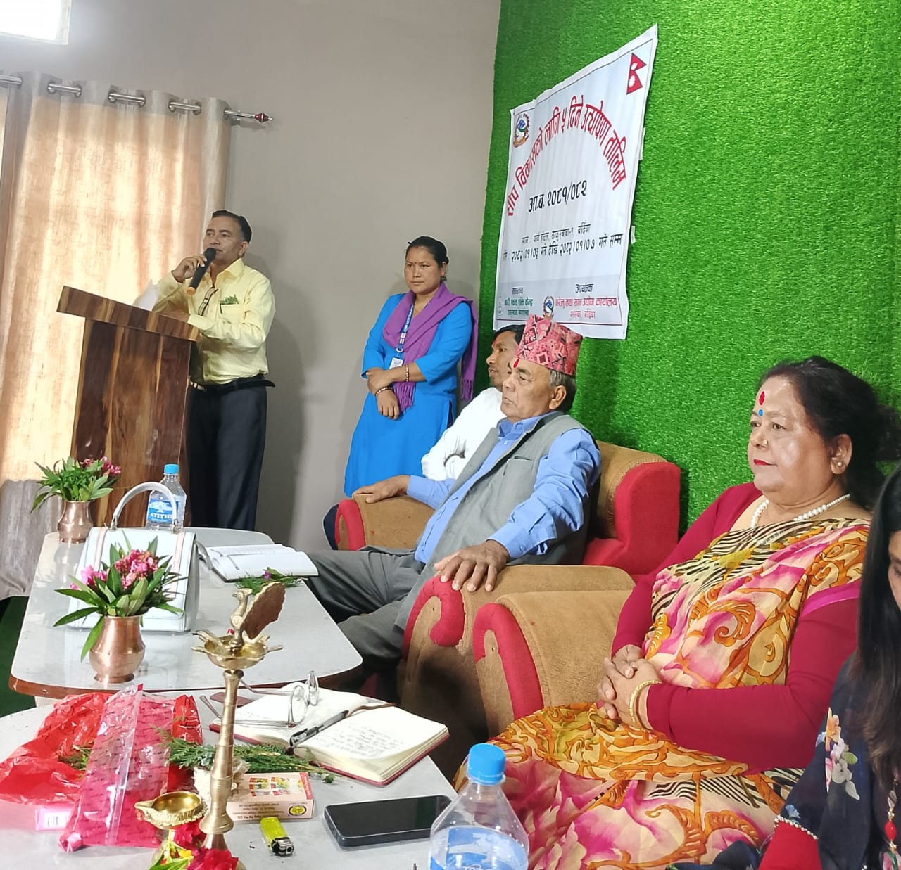 ठाकुरबाबा नगरपालिकाका अगुवा महिलालाई उद्घोषण तालिम
