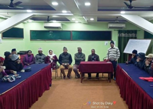 गौडेल समूहले नेपालगञ्जका क्षेत्रीय प्रतिनिधिहरुलाई भेट्यो