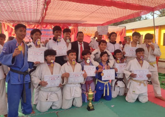 खुल्ला जुडो प्रतियोगिताको उपाधि खजुराको मंगोलियन जुडो डोजोलाई