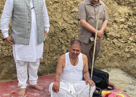 कोहलपुरमा त्रिवि क्षेत्रीय परीक्षा नियन्त्रण कार्यालयको भवन शिलान्यास