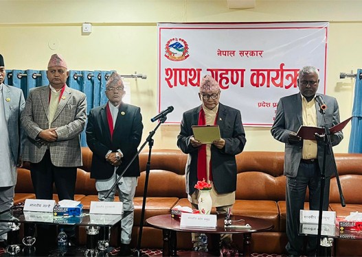 लुम्बिनीका नवनियुक्त कृषि मन्त्री यादवले लिए शपथ