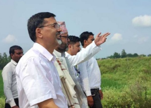 नरैनापुर पुगेर अर्थमन्त्रीले भने-'तपाईंहरुलाई भाकै बस्न दिइँदैन'
