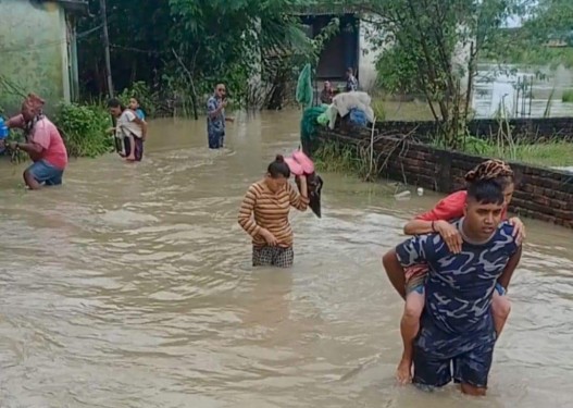 नेपालगन्ज-२० गायत्रीनगरका १२ जनाको उद्दार