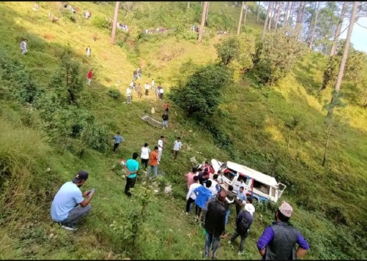 सल्यानमा जिप दुर्घटनामा २ जनाको मृत्यु, १४ घाइते