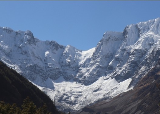 अन्नपूर्ण हिमालमा एक भारतीय आरोहीको मृत्यु, एकको उद्दार, अझै एक बेपत्ता