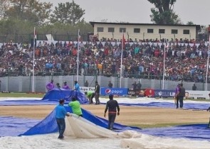 नेपाल र कुवेतको खेल वर्षाले अवरुद्ध, अझै खेल सुरु हुन सकेन