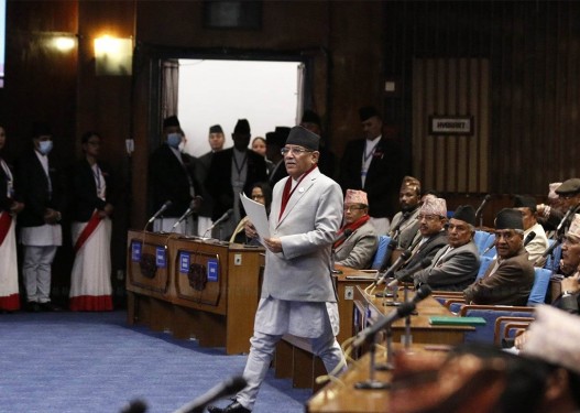 प्रधानमन्त्री प्रचण्डलाई संसदमा 'प्रचण्ड बहुमत'