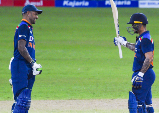 एकदिवसीय क्रिकेटमा भारतले श्रीलंकालाई ७ विकेटले हरायो