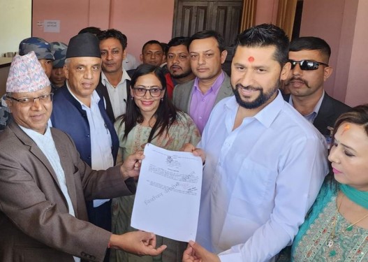 रवि लामिछानेविरुद्ध उजुरी लागेन, उम्मेदवारी कायमै