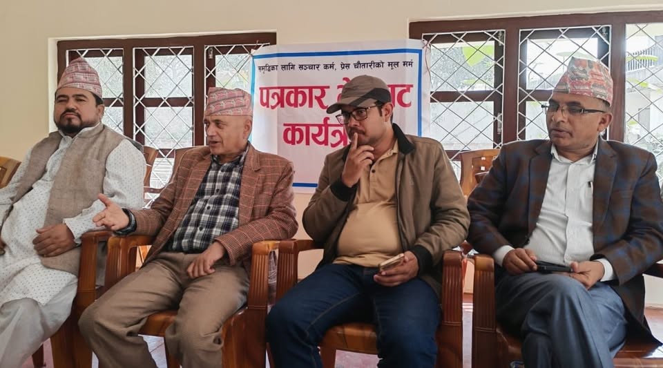 असंवैधानिक सरकारले गराउने चुनावमा एमाले सहभागी हुँदैनः अधिकारी