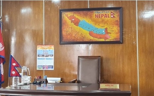 मेयर बालेनको कार्यकक्षमा ग्रेटर नेपालको नक्सा
