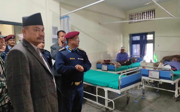 मुख्यमन्त्री चौधरीद्वारा नेपालगञ्जस्थित प्रदेश प्रहरी अस्पतालको निरीक्षण