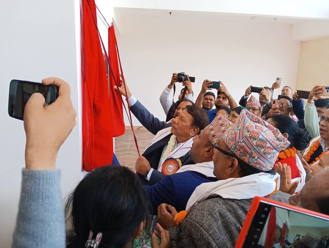 नेपालगन्ज भवानियापुरमा बनेको सुविधा सम्पन्न 'सिटी हल' उद्घाटन