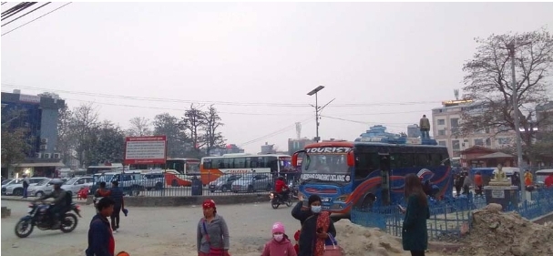 बसपार्क ठेकेदारले ठेक्का विपरीत रकम असुल्दै, उपमहानगर नै मौन