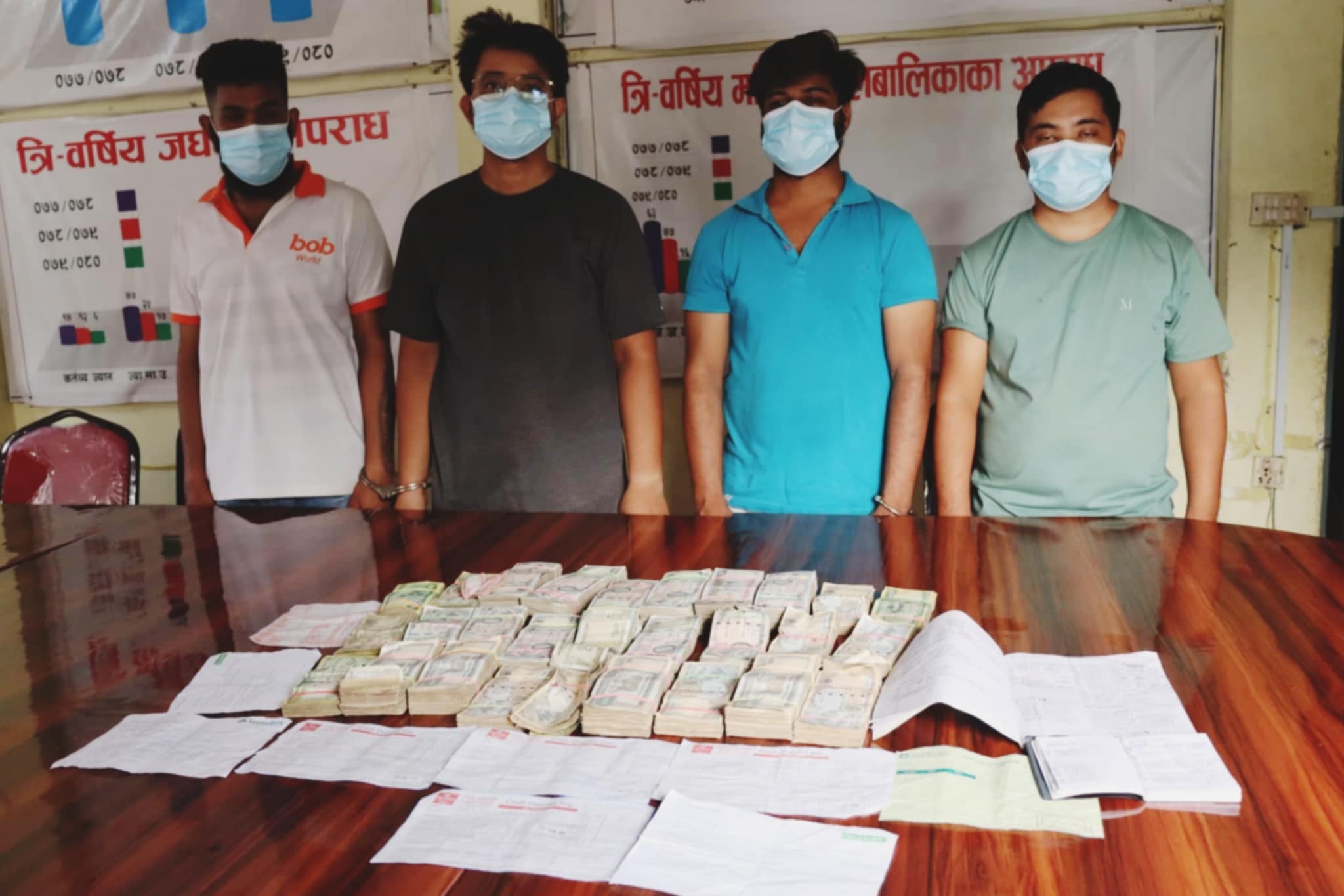 हुण्डी कारोबारमा संंलग्न चार जना नेपालगन्जबाट पक्राउ
