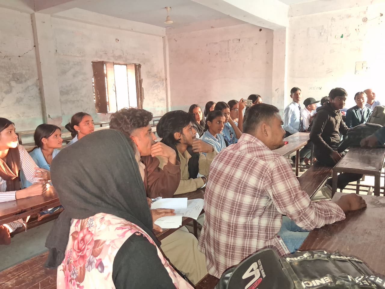 लागूपदार्थ न्यूनीकरण सम्बन्धि अन्तरक्रिया