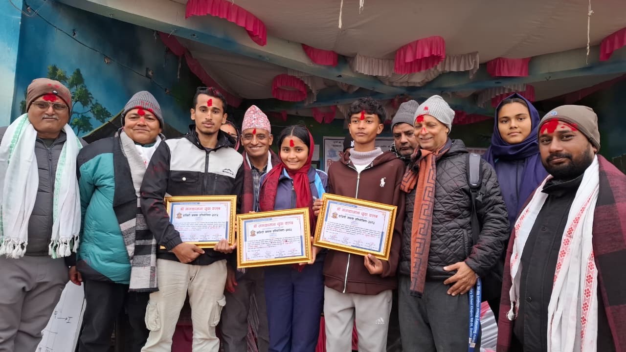 खजुरामा हाजिरी-जवाफ प्रतियोगिता सम्पन्न