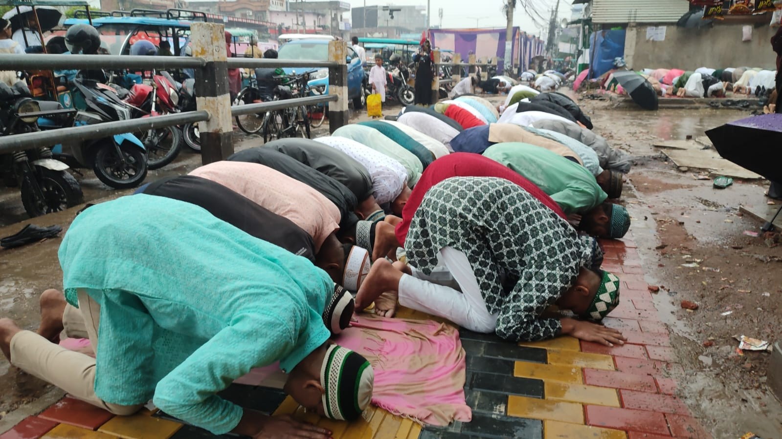 नेपालगञ्जमा धुमधाम ईद !