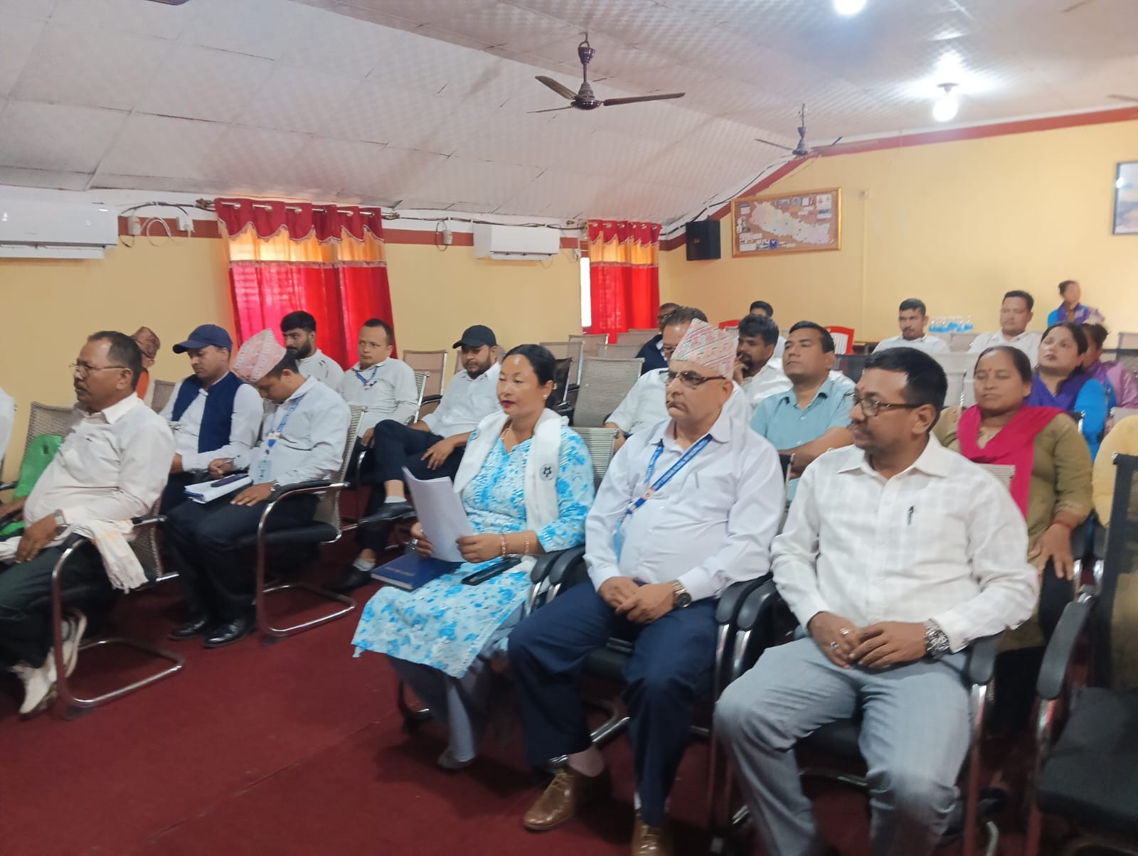 राप्तीसोनारीको 'सञ्चार नीति' को मस्यौदामाथि कार्यपालिका र शाखा प्रमुखसंग अन्तरक्रिया