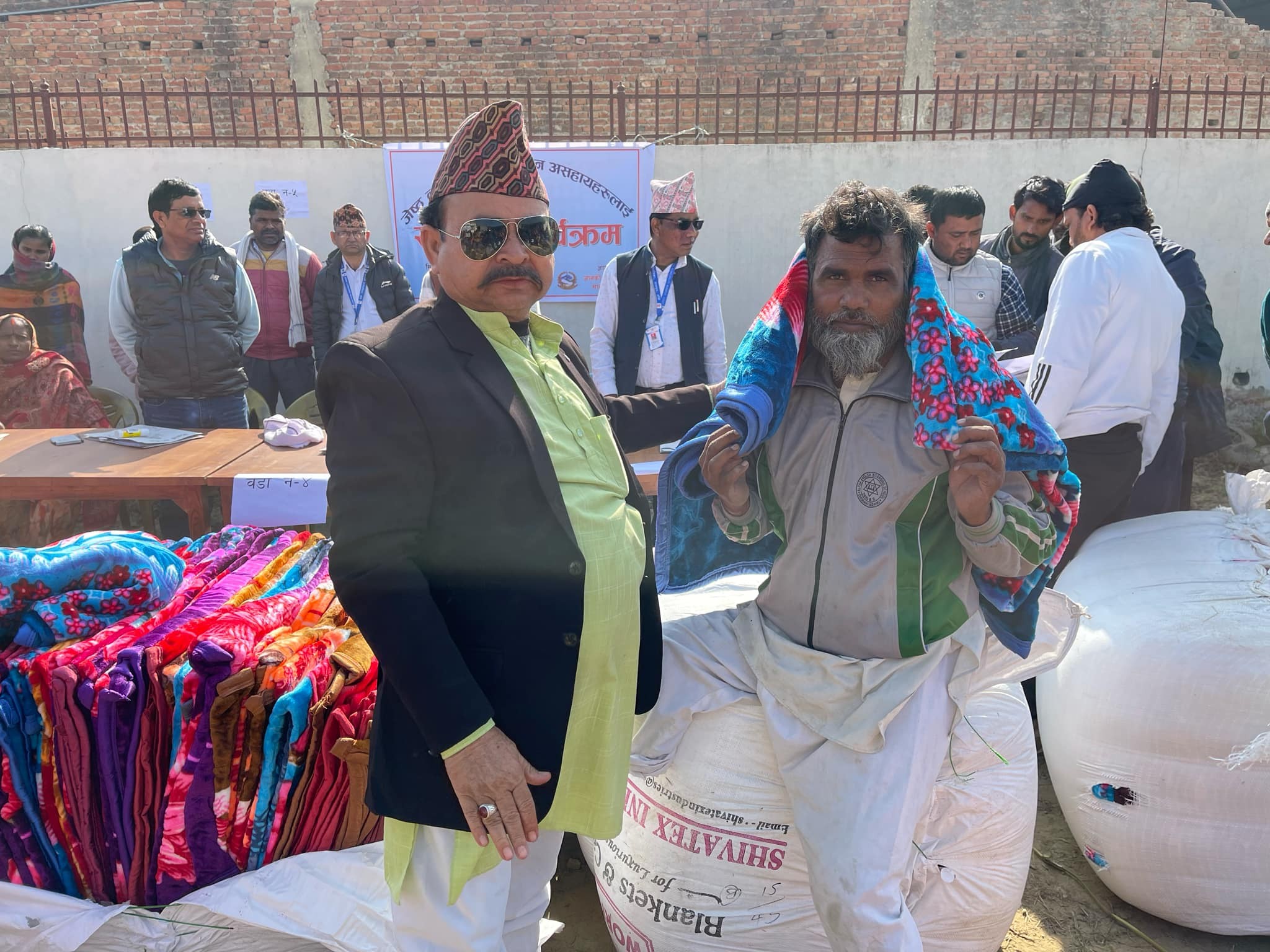 जानकी गाउँपालिकामा ९०० थान कम्बल वितरण